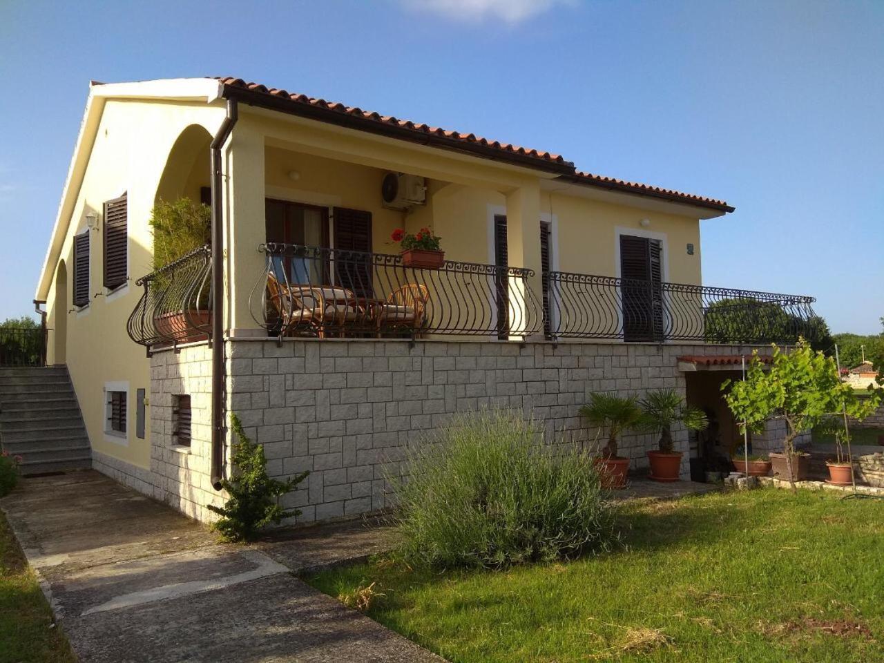 Apartman Ostrea *** Бале Екстериор снимка