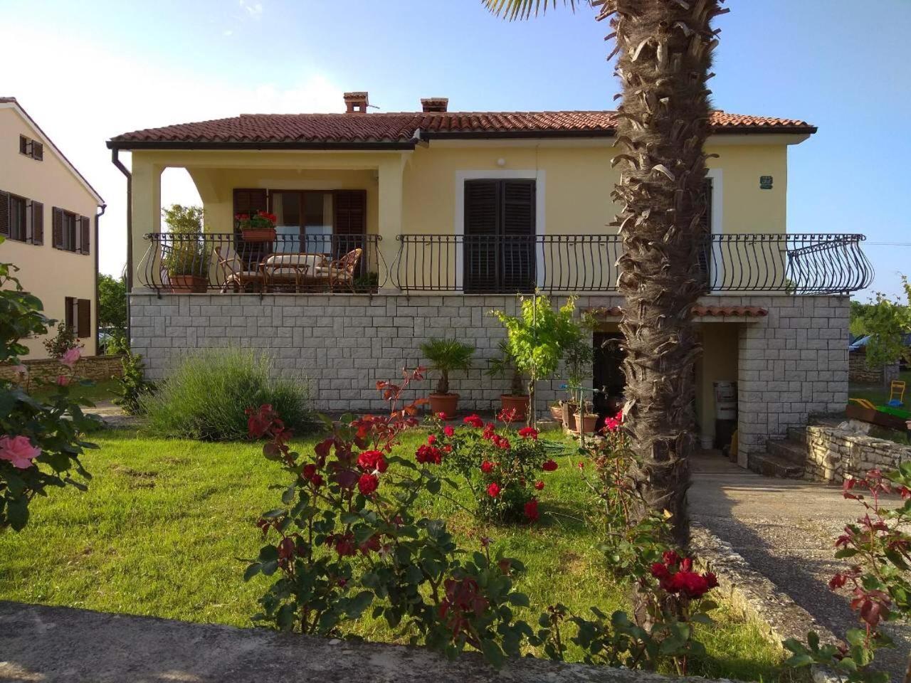 Apartman Ostrea *** Бале Екстериор снимка