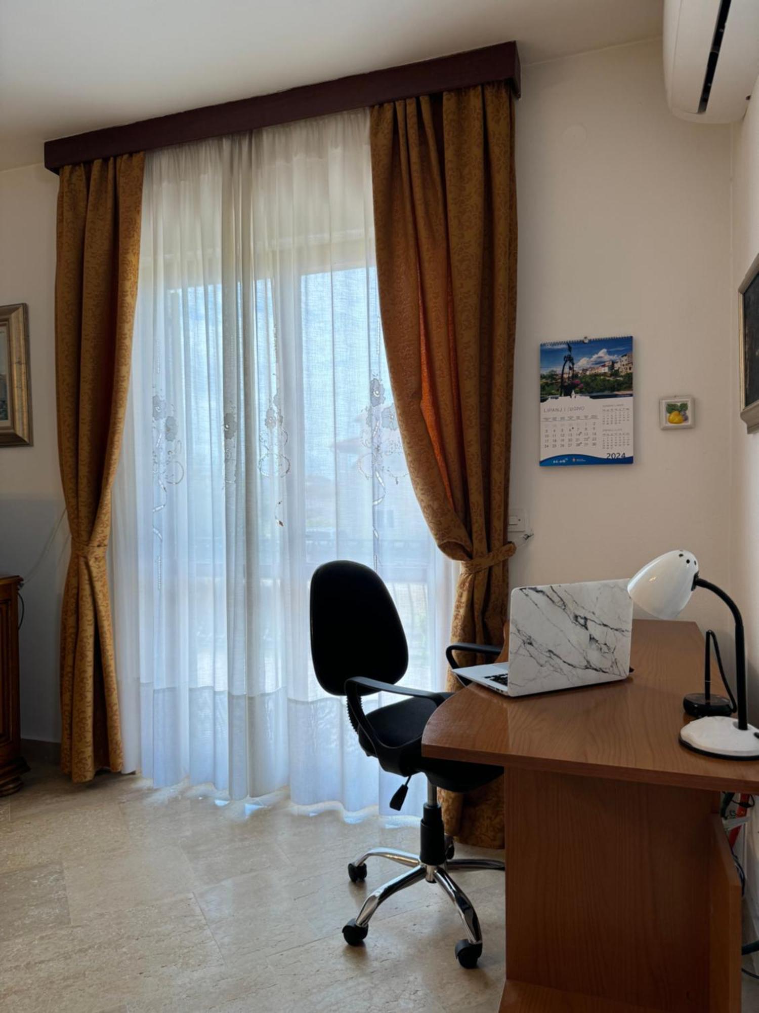 Apartman Ostrea *** Бале Екстериор снимка